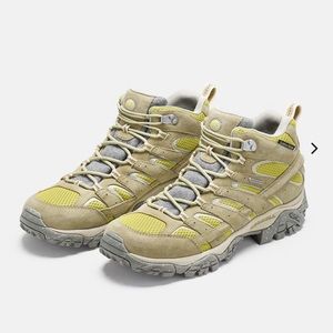 Merrell x OV Moab 2 Mid Eco Hiking Boots